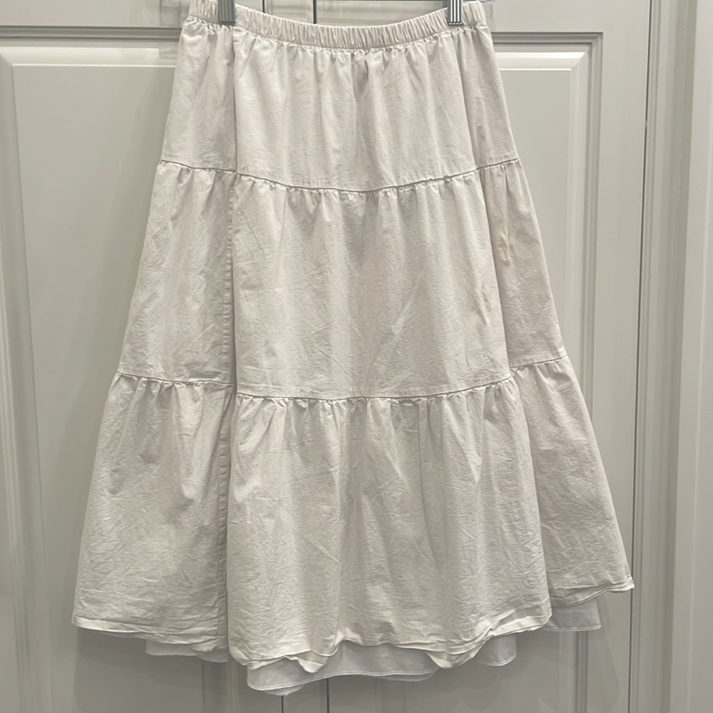 White skirt 18y
